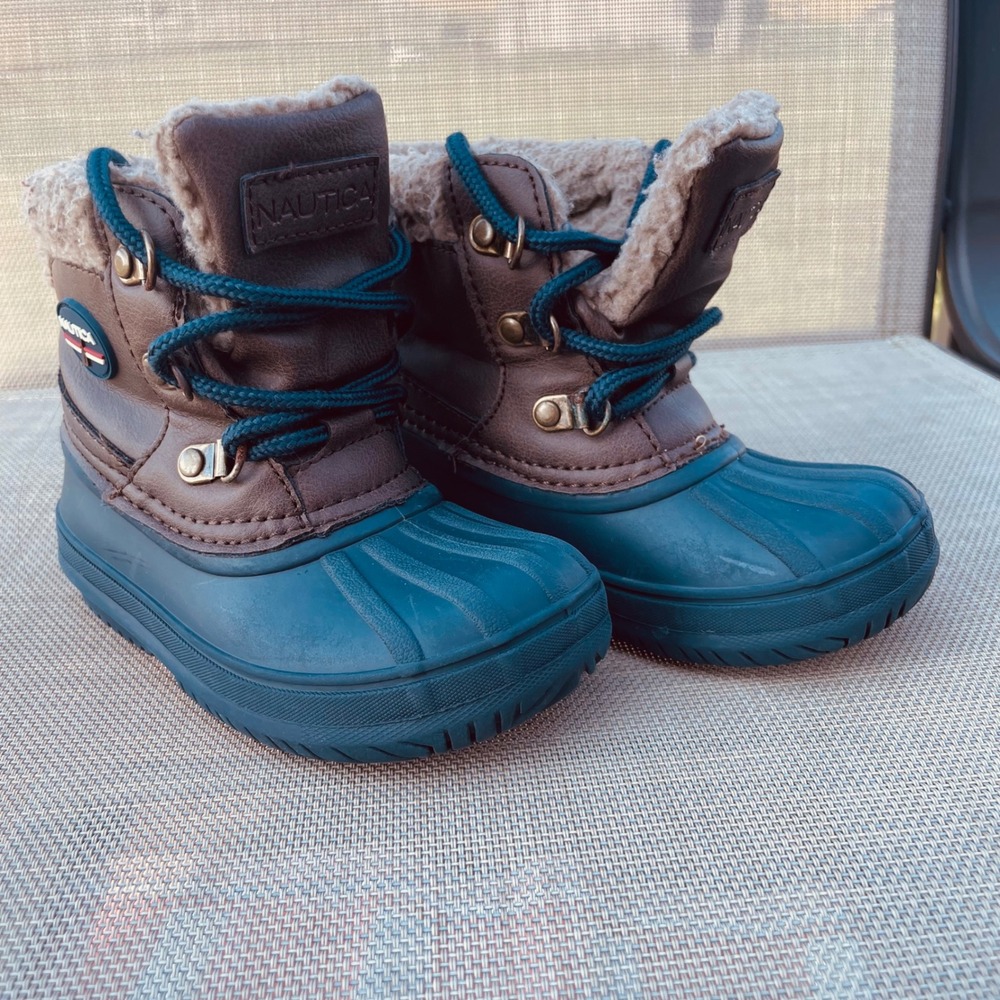 Nautica Yarmuk Toddler Size 9 Brown Faux Fur Lined Duck Boots Winter Snow Shoes